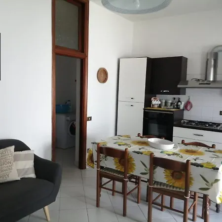 Fiumaretta Mt 200 Dalla Appartement Ameglia