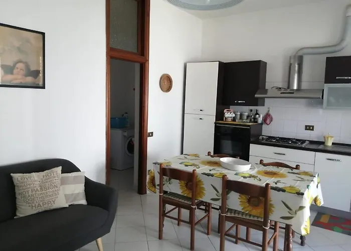 Fiumaretta Mt 200 Dalla Lejlighed Ameglia